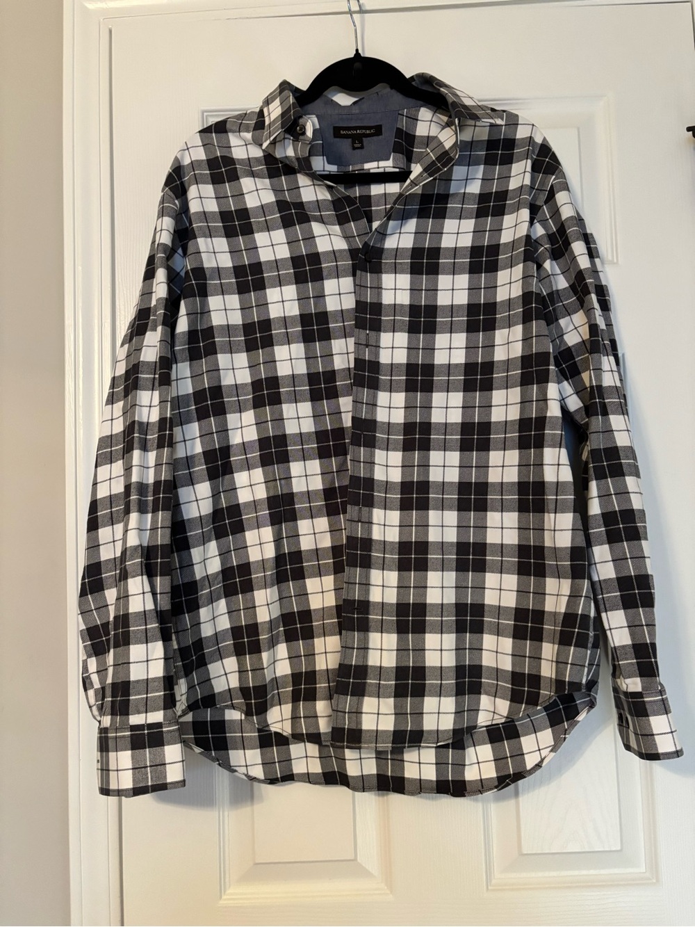 Banana Republic Black and White Plaid Button-Down Shirt